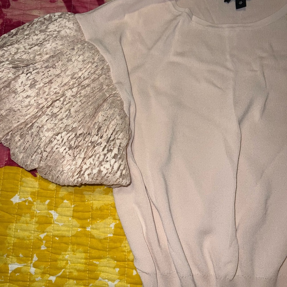Pink lace sleeves